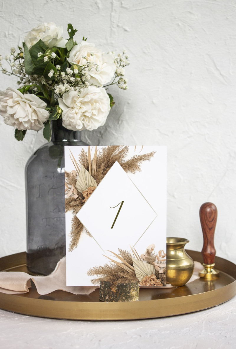 Numer na stół Geometric Pampas